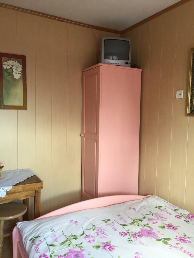 Pokoje U Eli Apartment Brzegi  Exterior foto